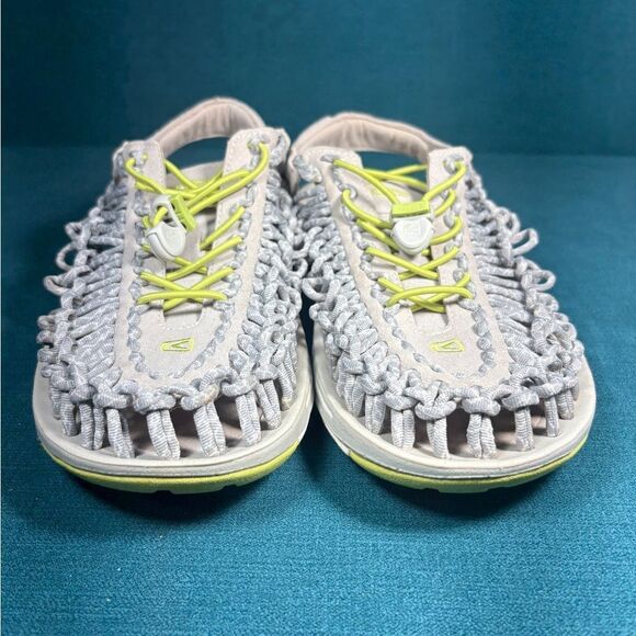 Size 11 - Women’s Keen Uneek Sandals - Picture 4 of 9